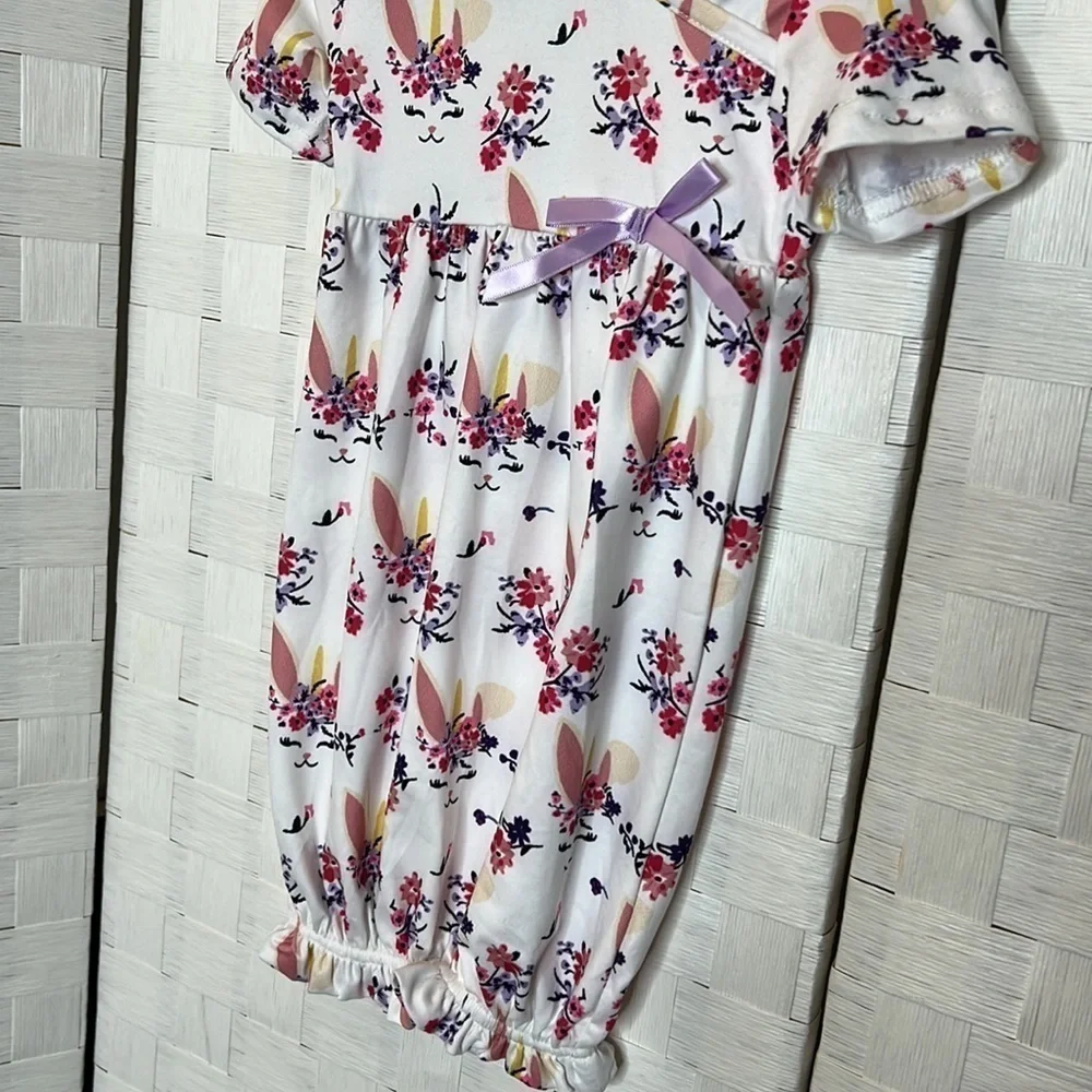 𝅺honeydew White floral baby romper